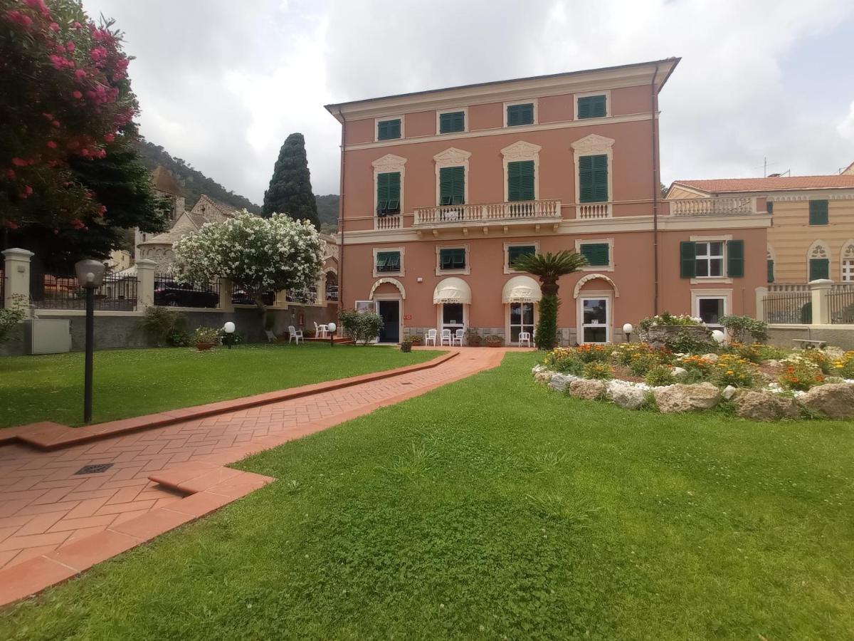Albergo Mp Noli Exterior photo